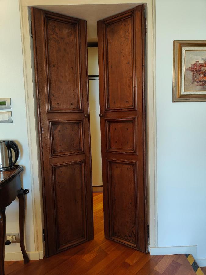 Apartment Hostdomus - September